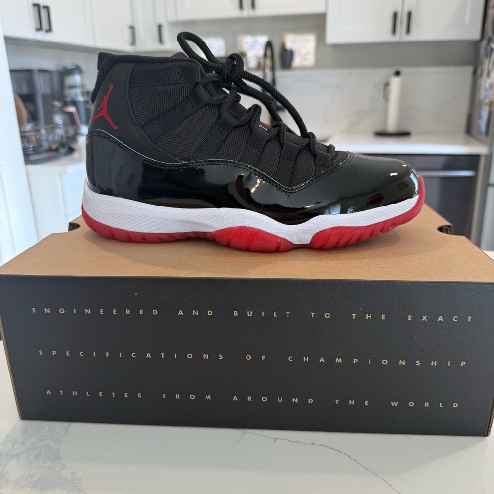 Jordan 11 Bred